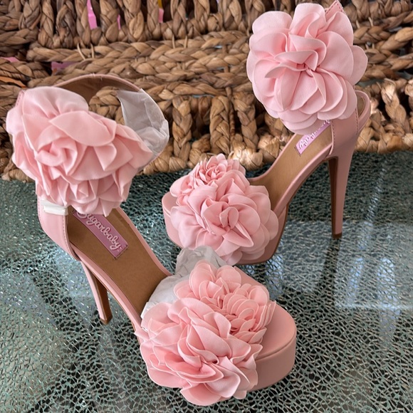 Sugarbaby Plush Rosary Platform Heels NWT - Picture 5 of 12